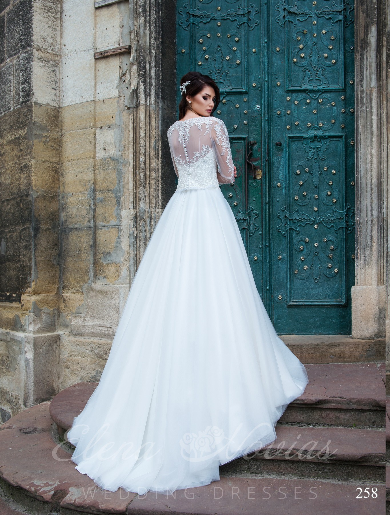 Свадебное платье А-силуэта модель 258
